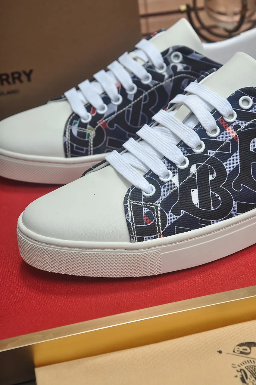 Men's shoes💰480💶[Burberry] (cowhide lining) classic low-top sneakers｜Imported cowhide with classic plaid fabric｜Cow leather lining｜Original outsole｜Fine workmanship and comfortable to wear Size: 38-44 (customized at 45)